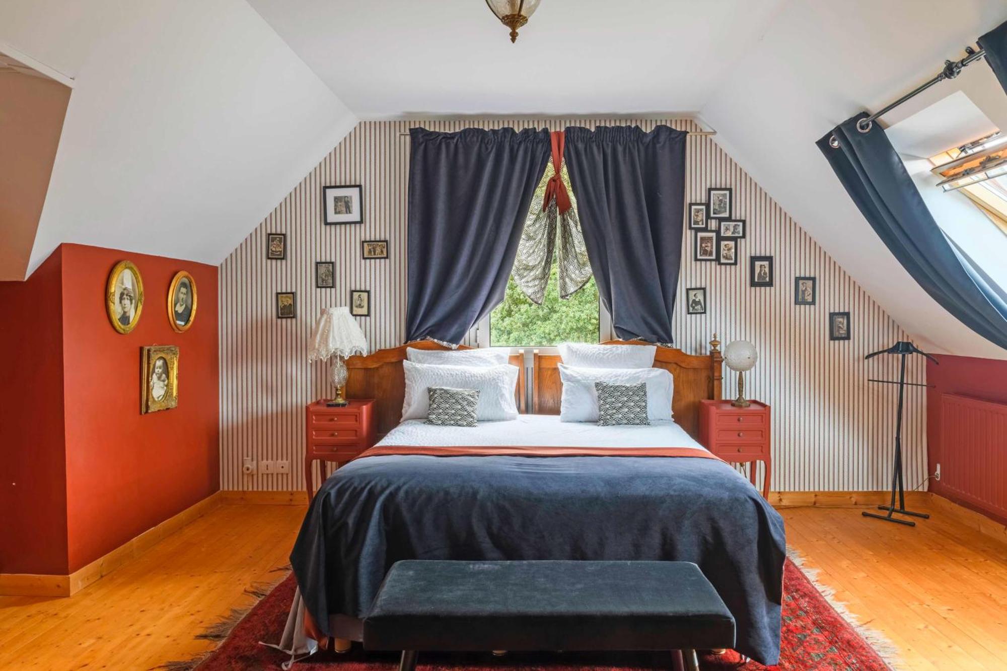 Bed and Breakfast Les Pierres Bleues Saint-Coulitz Exterior foto